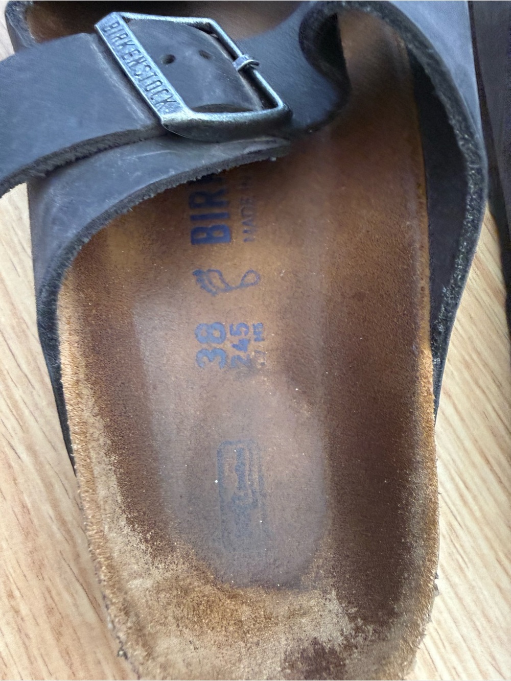 Birkenstock Arizona Sandals Black Oiled Leather Size 38 - Picture 2 of 6